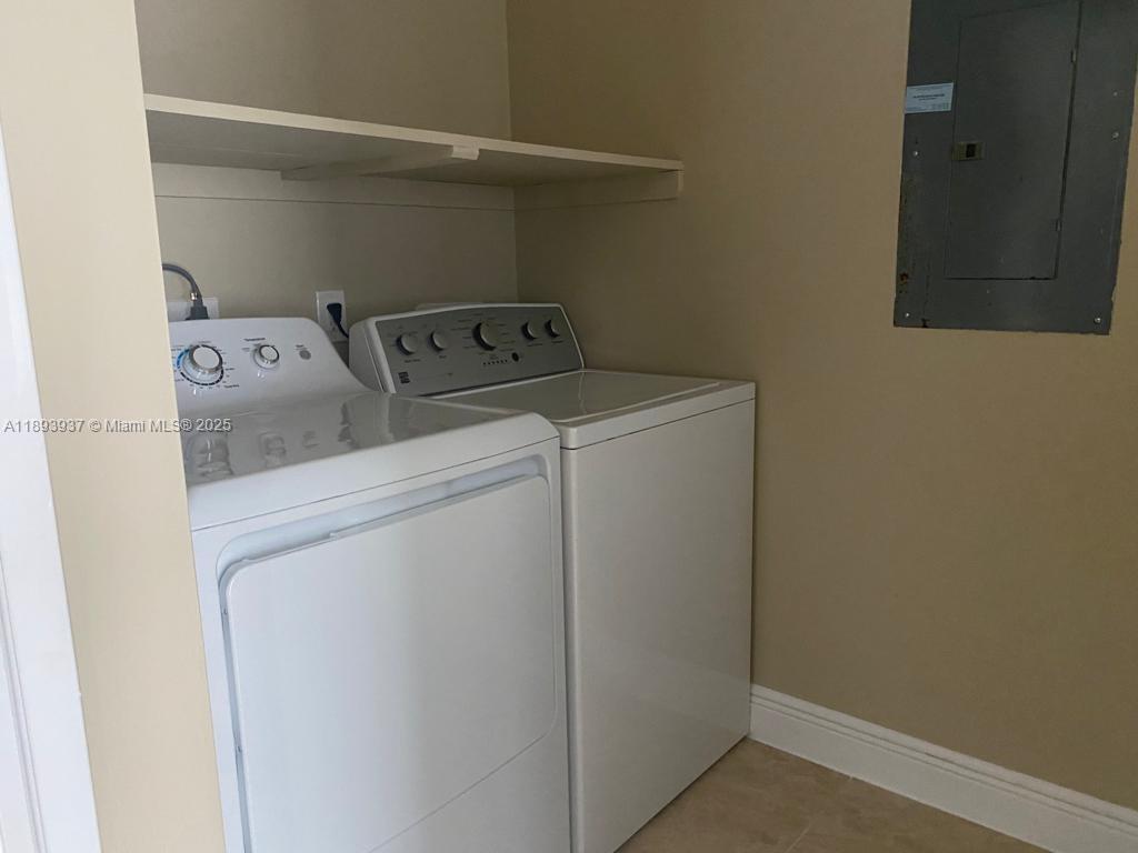 BIRD RD HIGHLANDS - Residential Lease