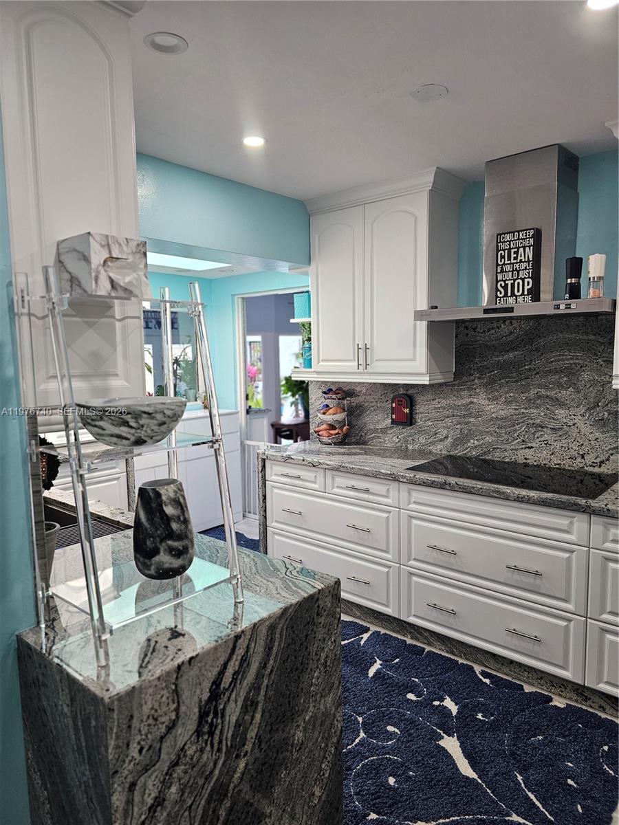 WEST CHERRY GROVE - Residential