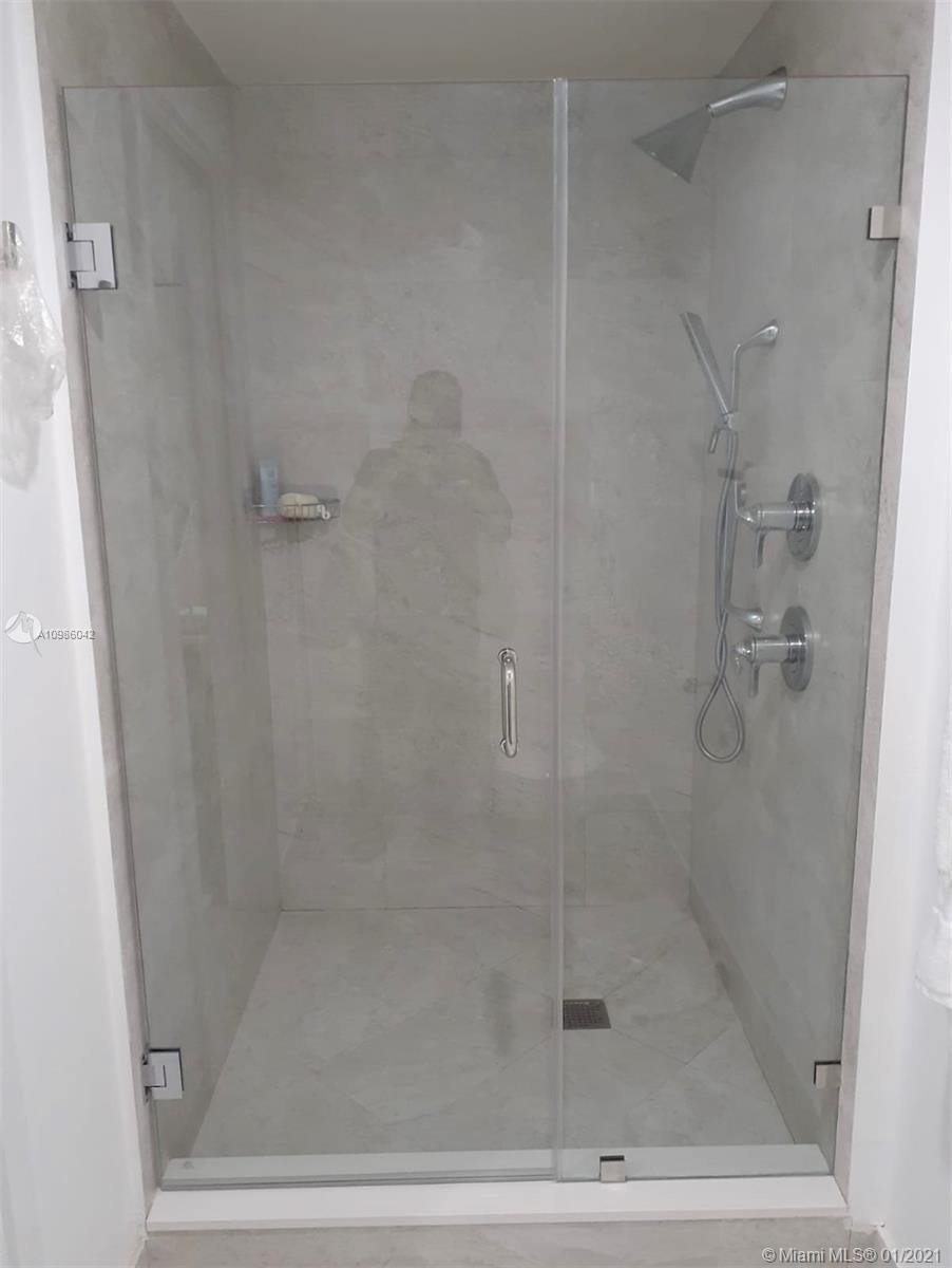 ARIA ON THE BAY CONDO - Residential Lease