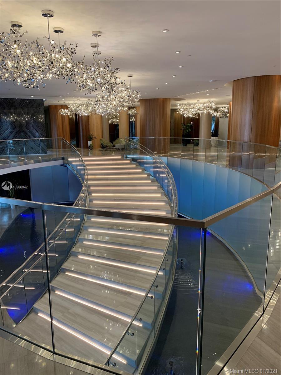 ARIA ON THE BAY CONDO - Residential Lease