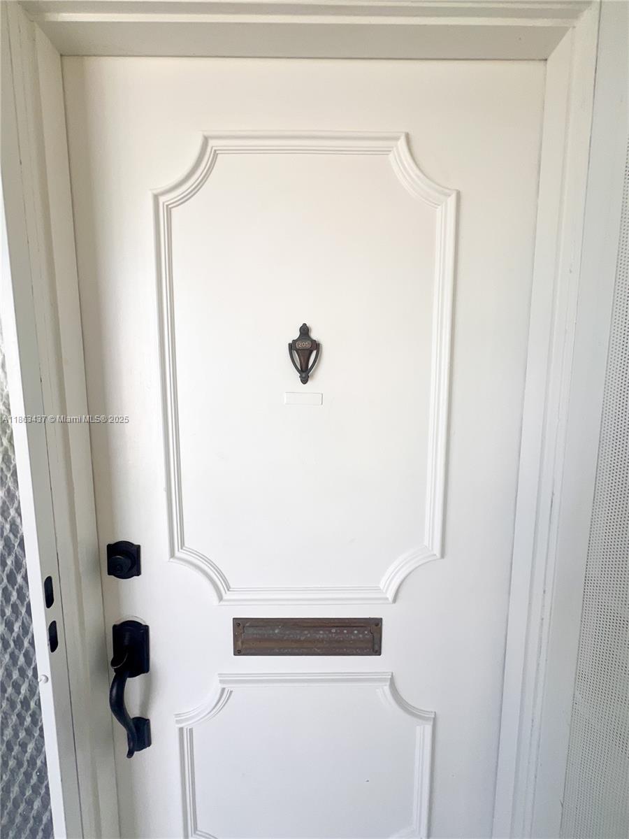 769 Jeffery St 2-205