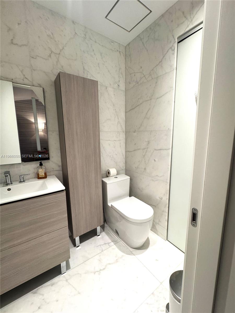 L HERMITAGE - Residential