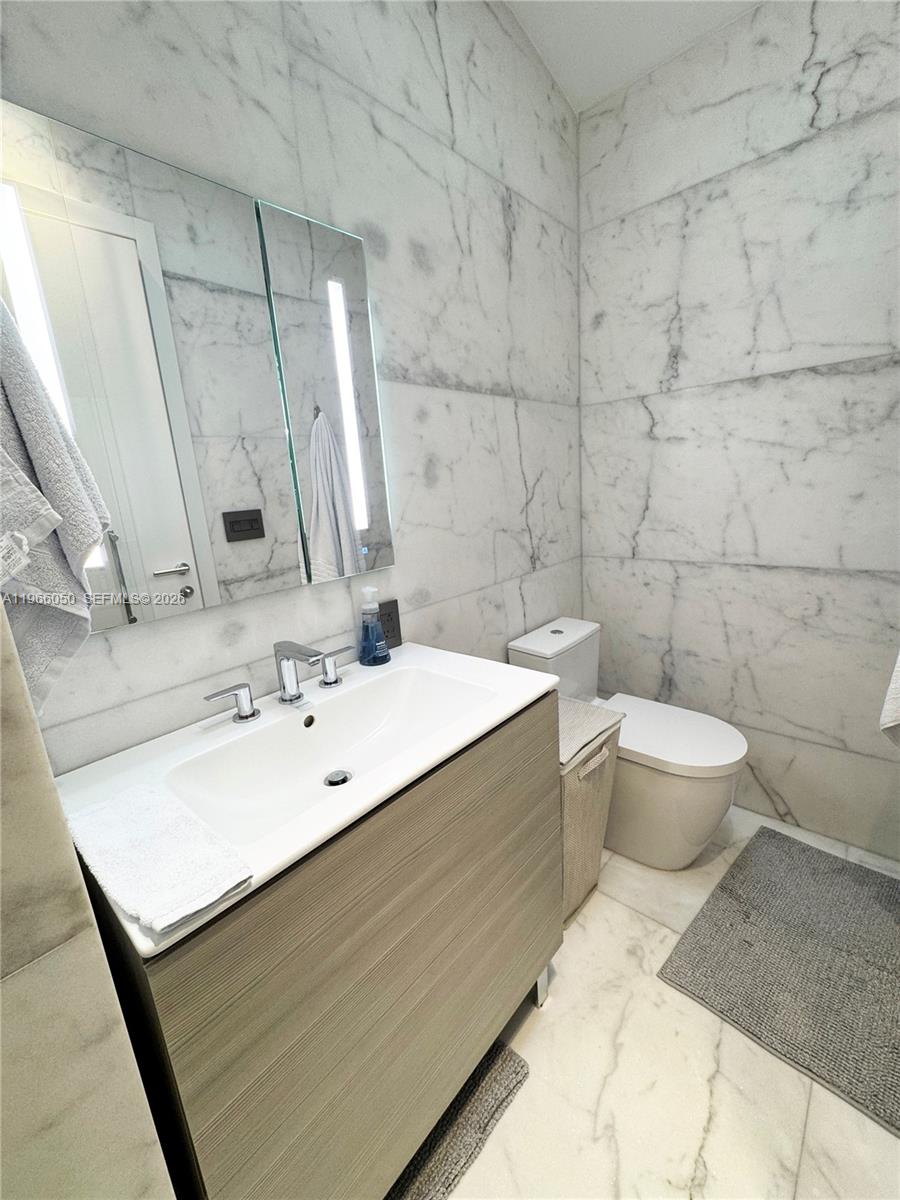 L HERMITAGE - Residential