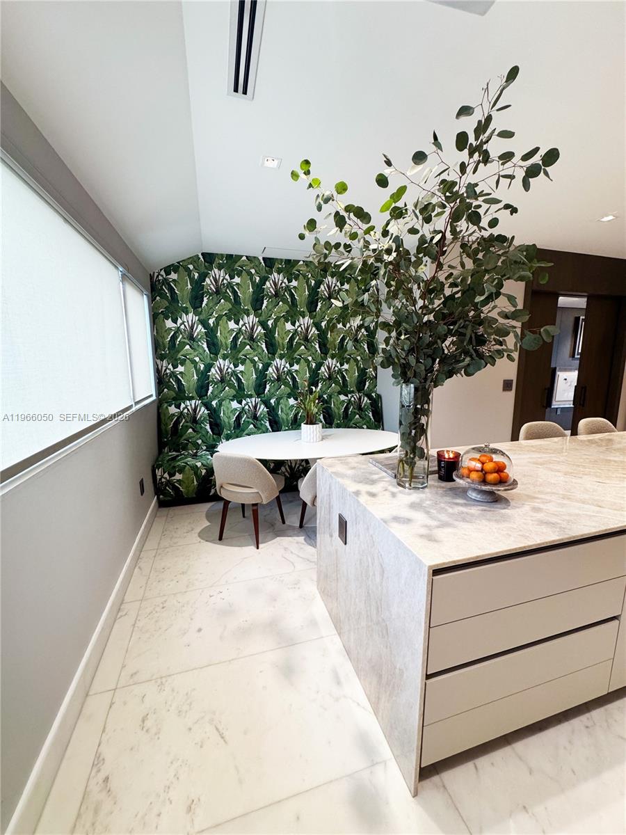 L HERMITAGE - Residential