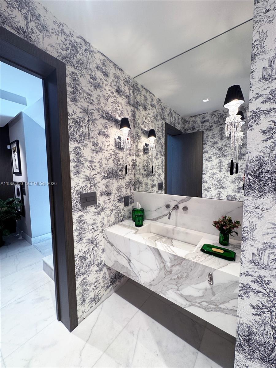 L HERMITAGE - Residential