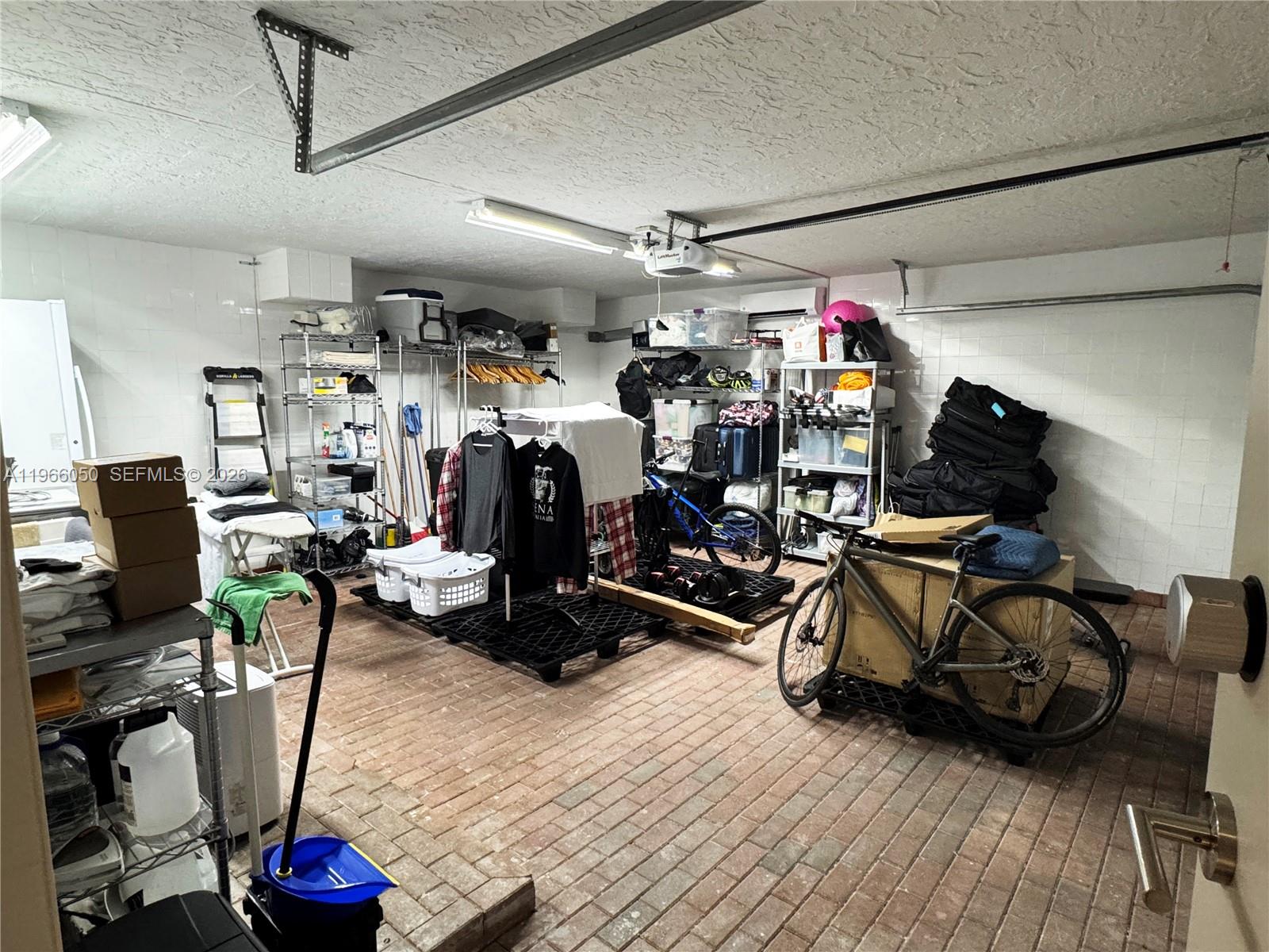 L HERMITAGE - Residential