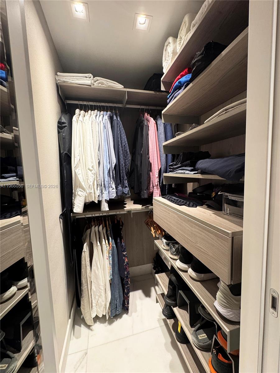 L HERMITAGE - Residential