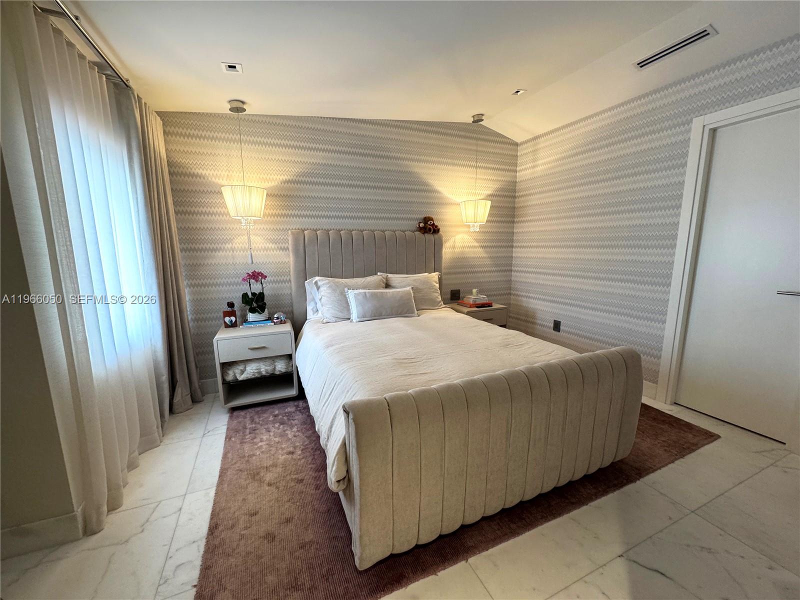 L HERMITAGE - Residential