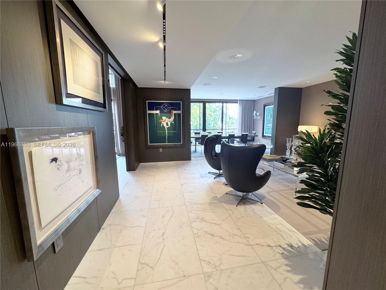 L HERMITAGE - Residential