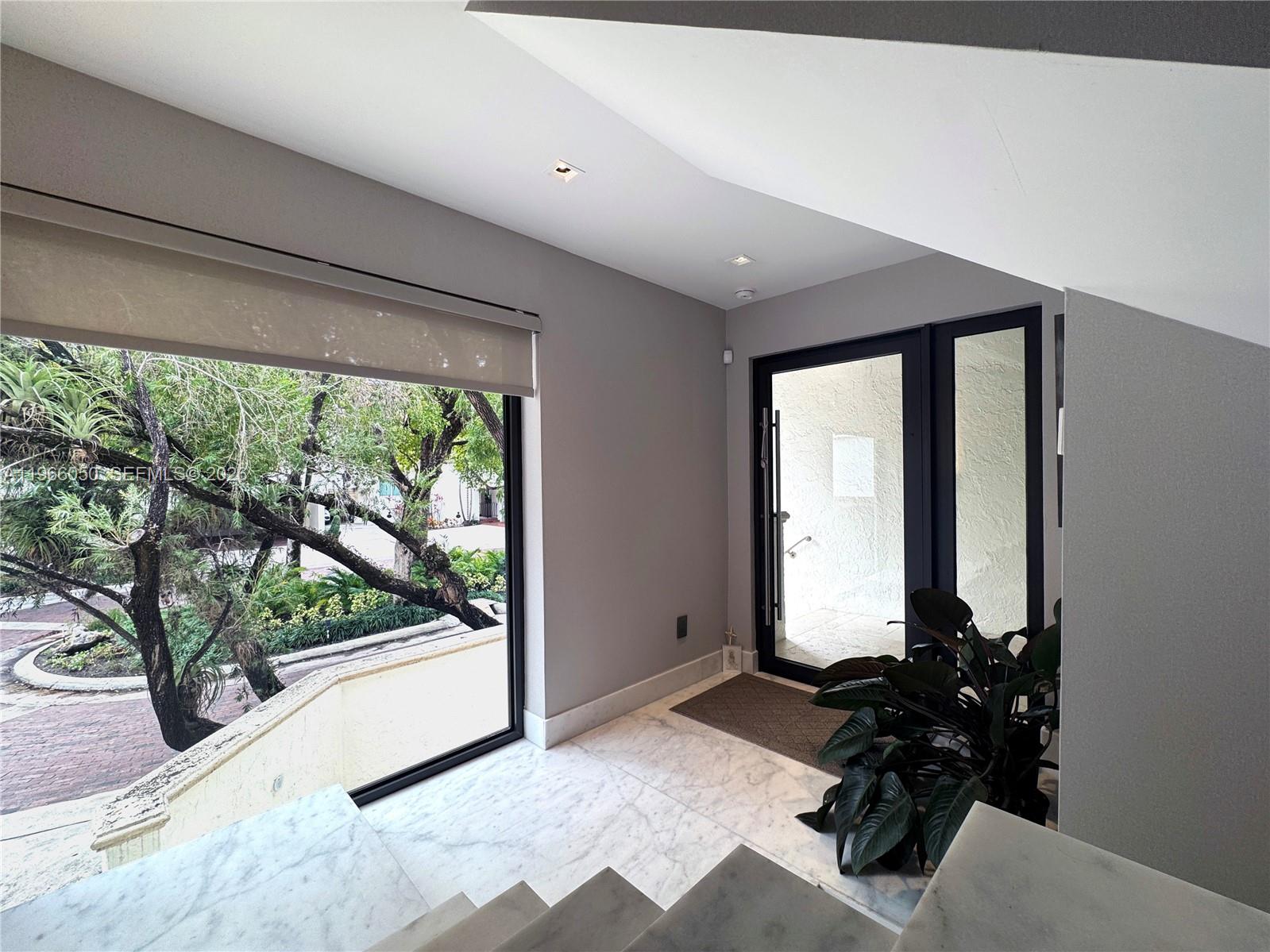 2000 S Bayshore Drive 13