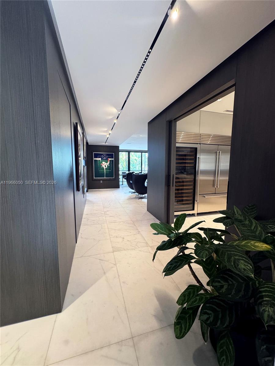 L HERMITAGE - Residential