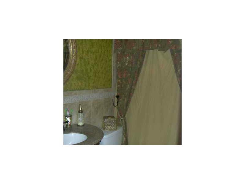 TANGERINES CONDO PH I - Residential Lease