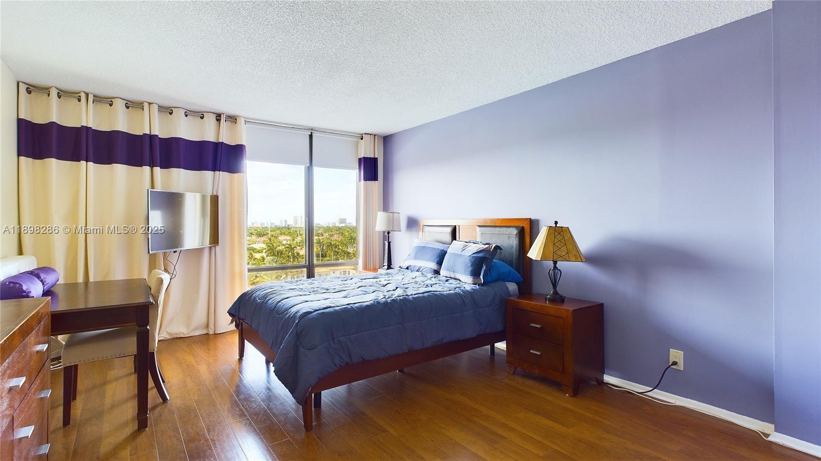 ALLINGTON TOWERS CONDO - Residential Lease