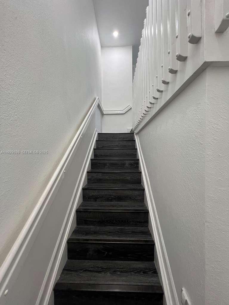 BELLAGIO - Residential Lease