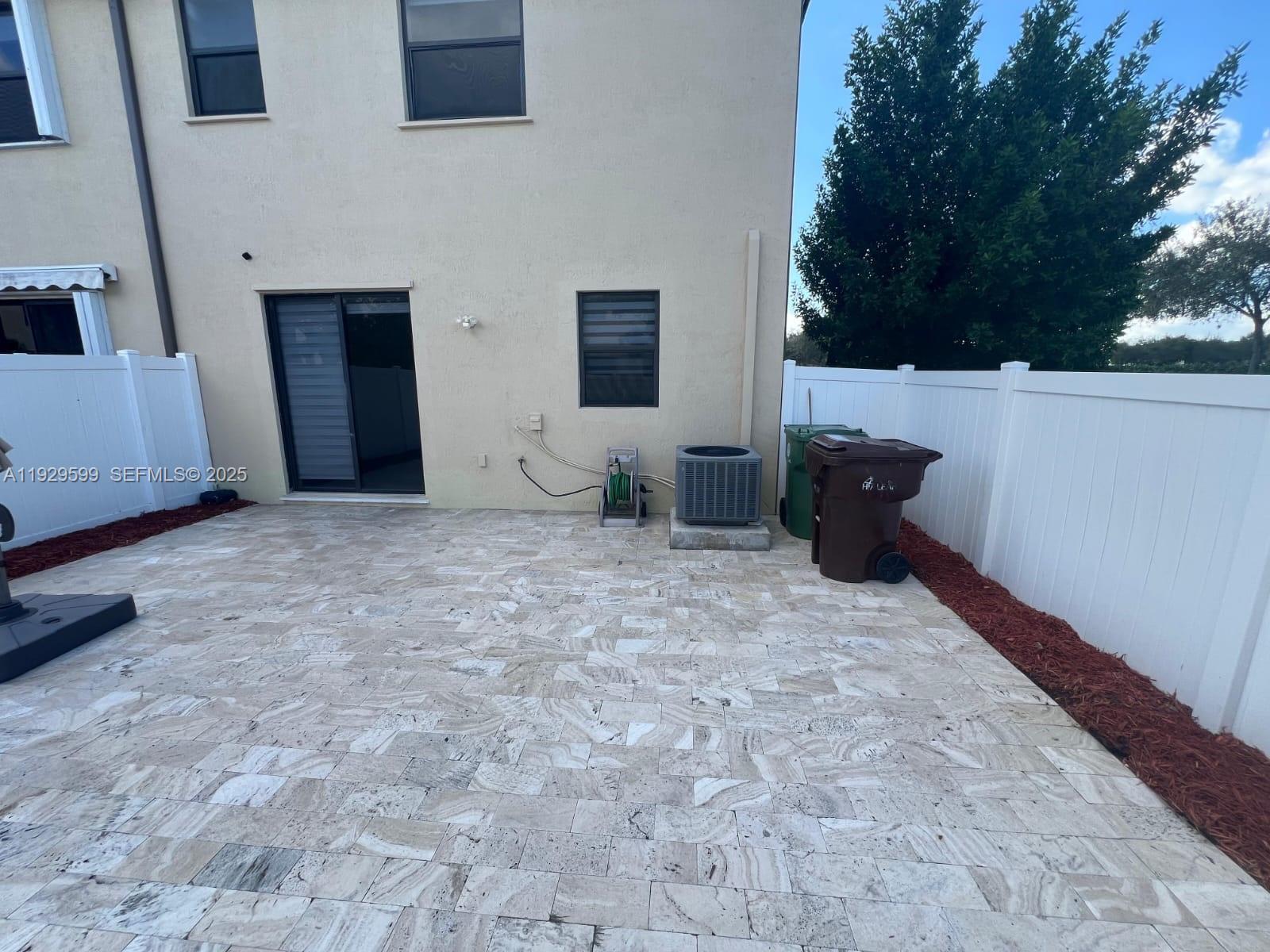 BELLAGIO - Residential Lease