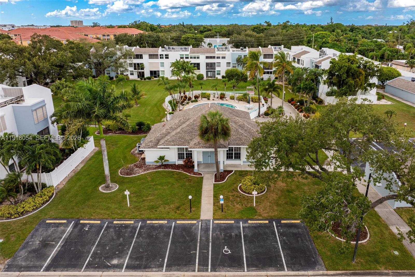 BERMUDA CLUB CONDO - Residential