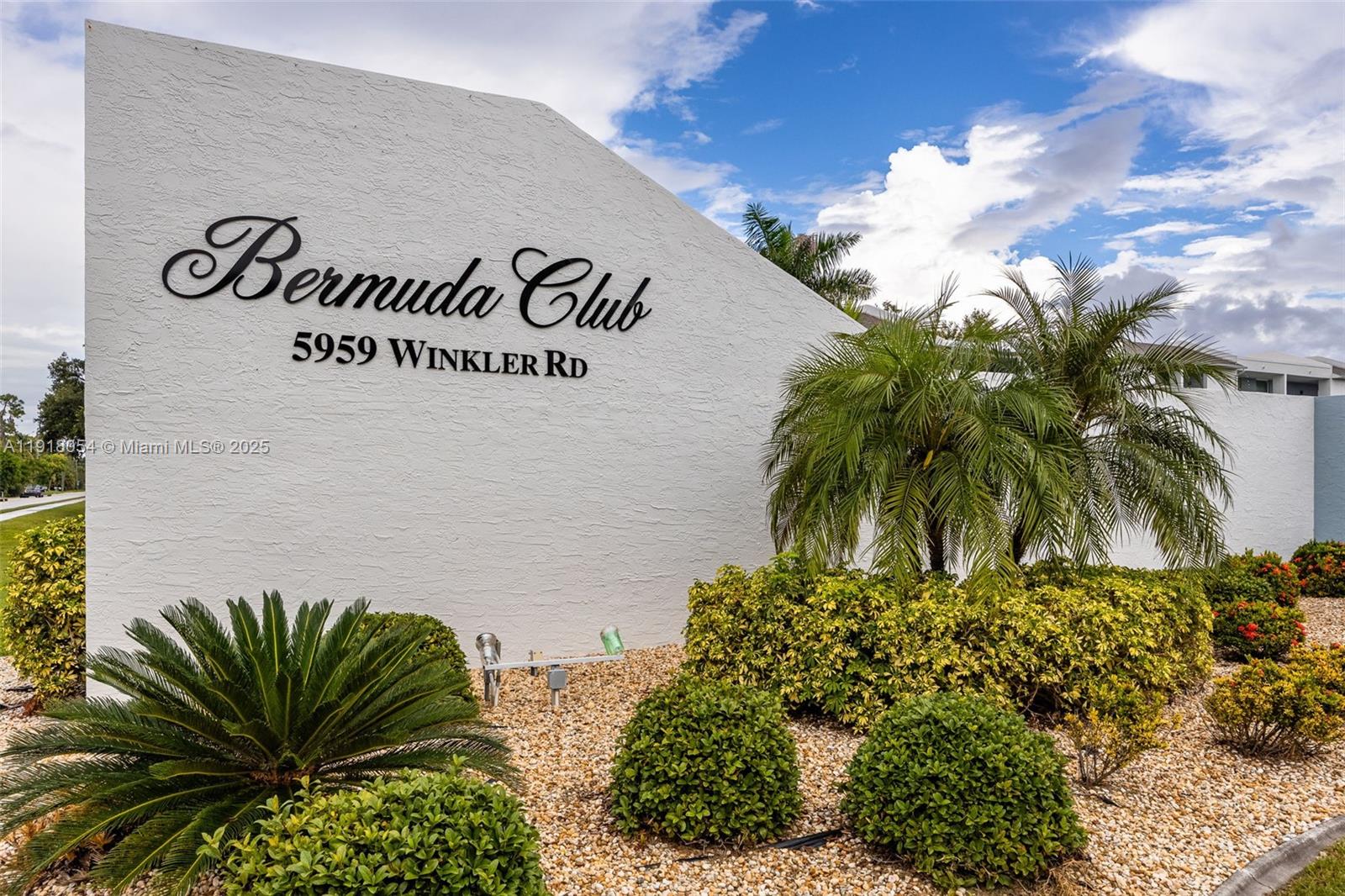 BERMUDA CLUB CONDO - Residential