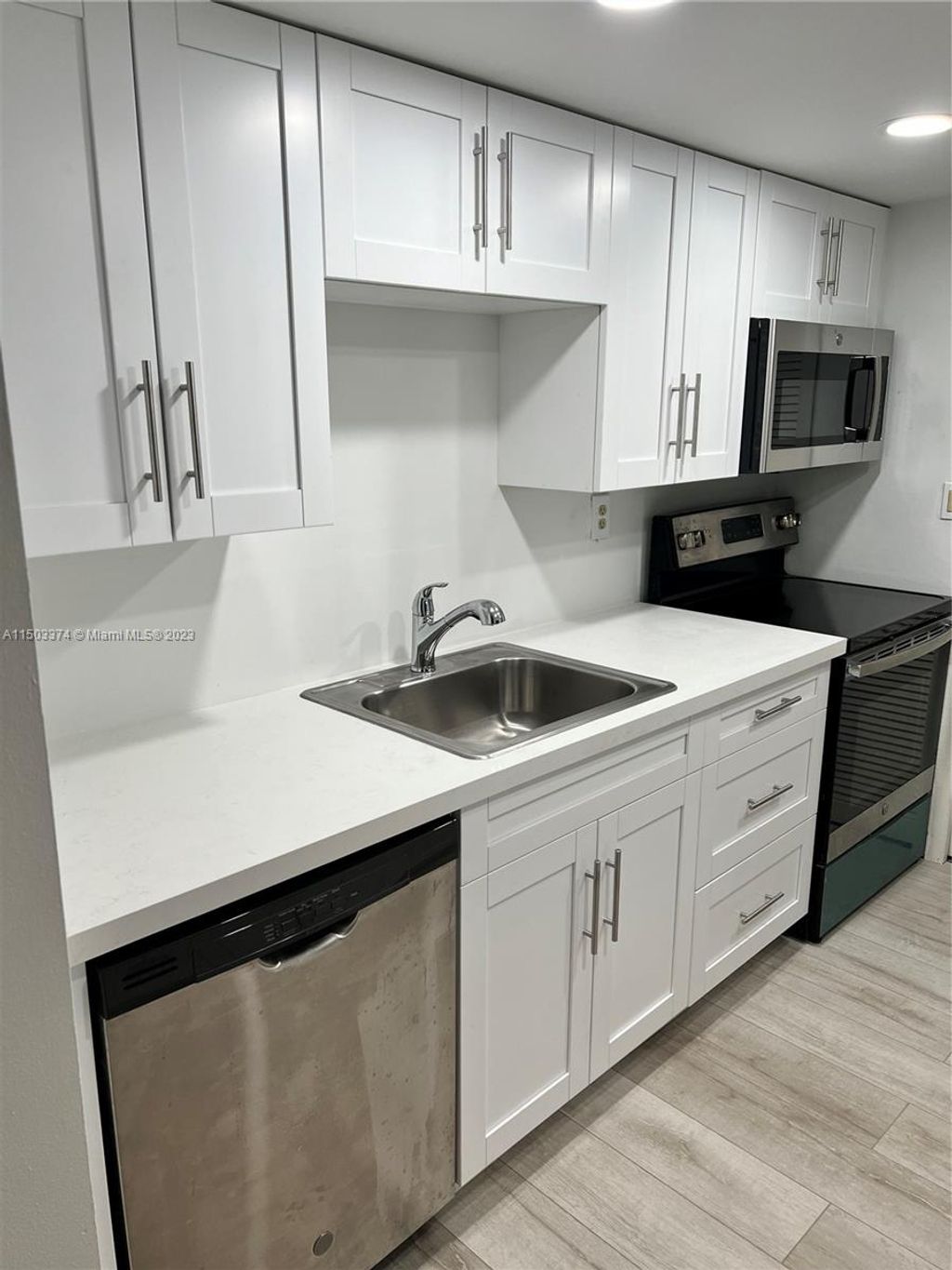 Photo of 210 Lakeview Dr #307, Weston, FL 33326 (MLS # A11503374)