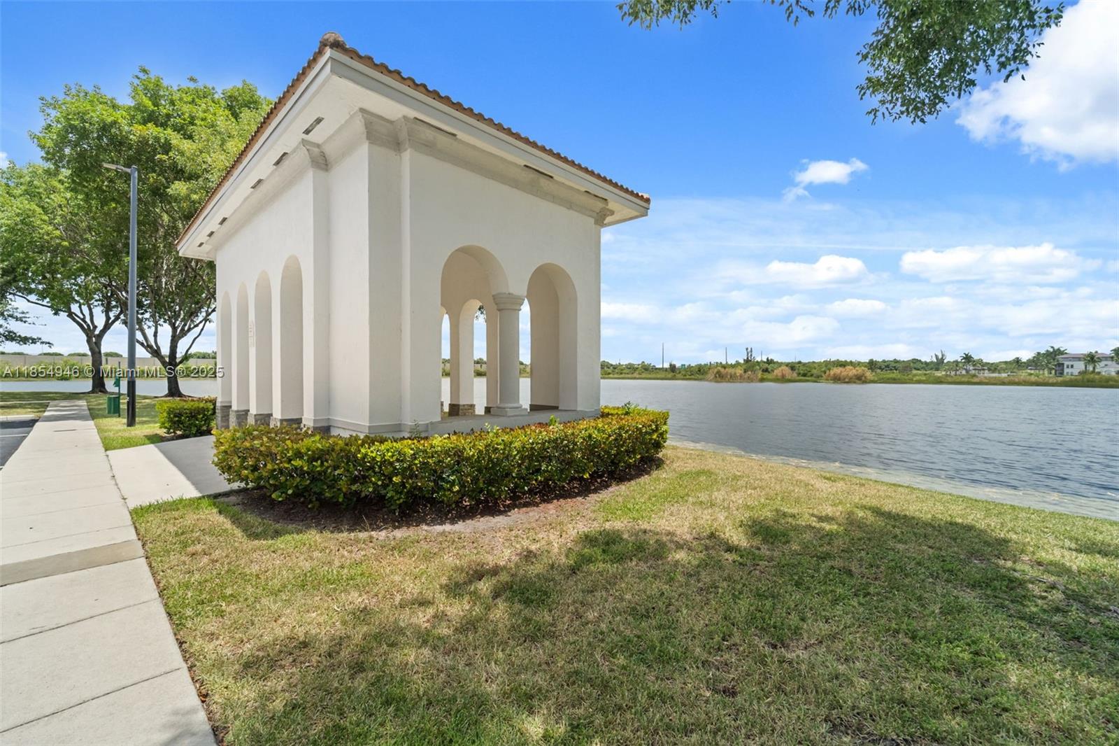 Villas at Nautica - Residential