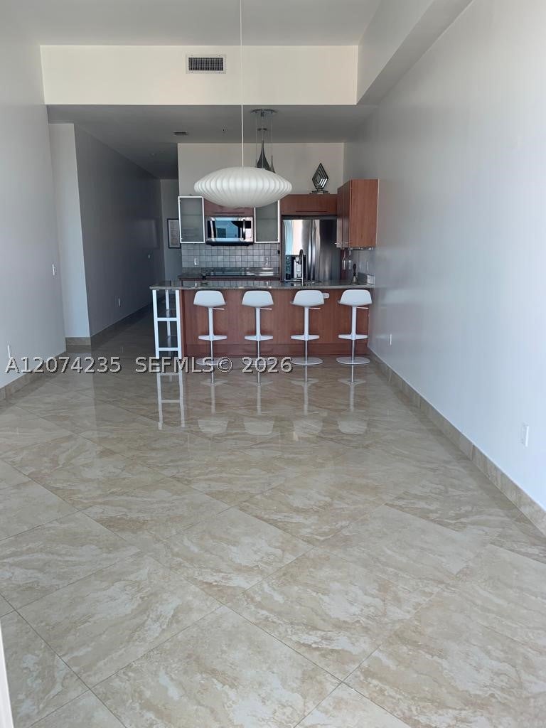 185 SW 7th St 4303