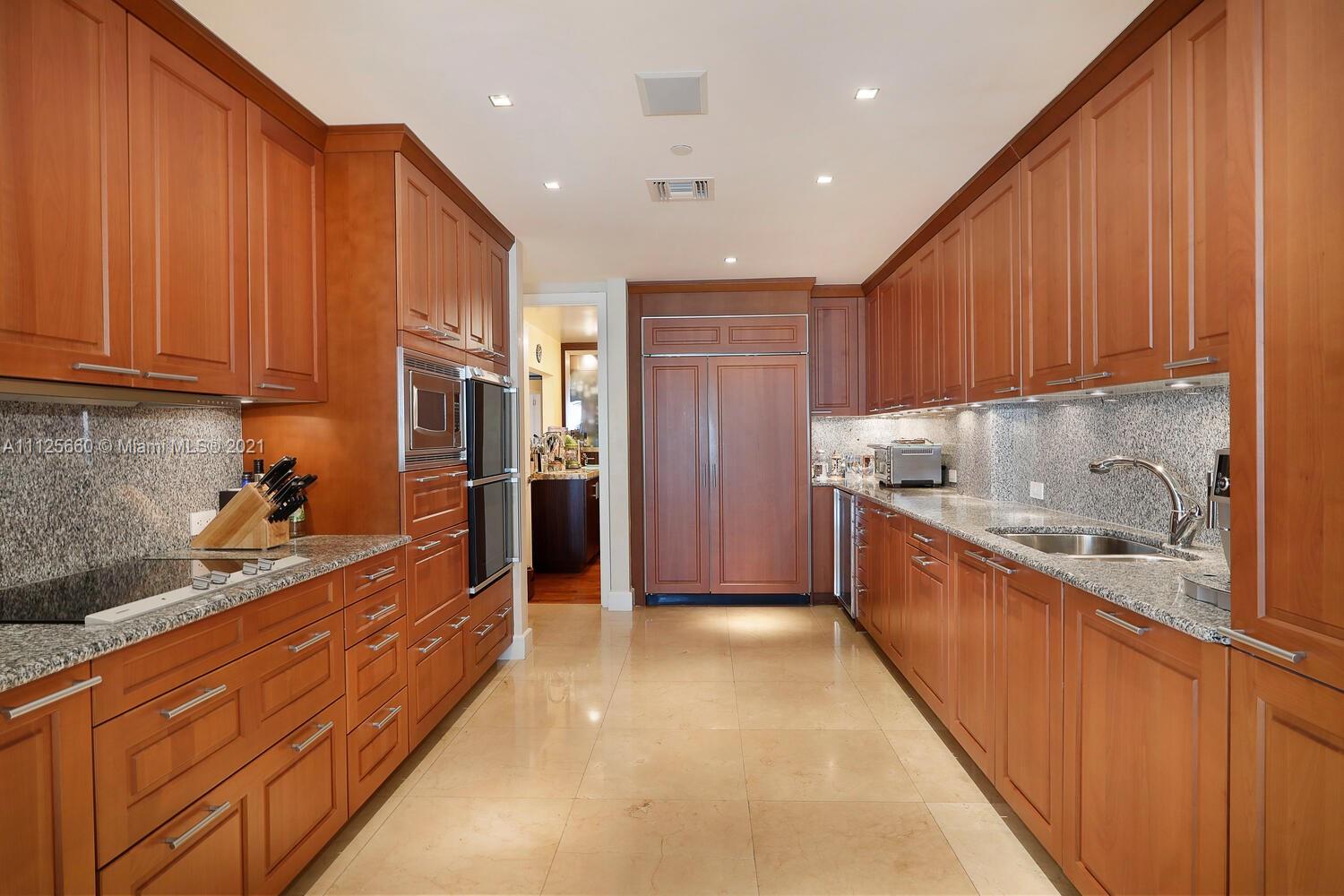 5100 BAYVIEW AT FISHER IS - Residential