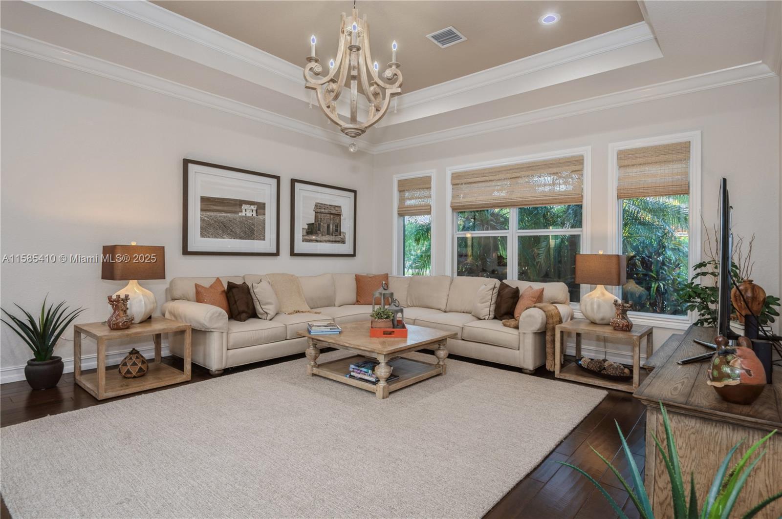 BAY HILL ESTATES - Residential
