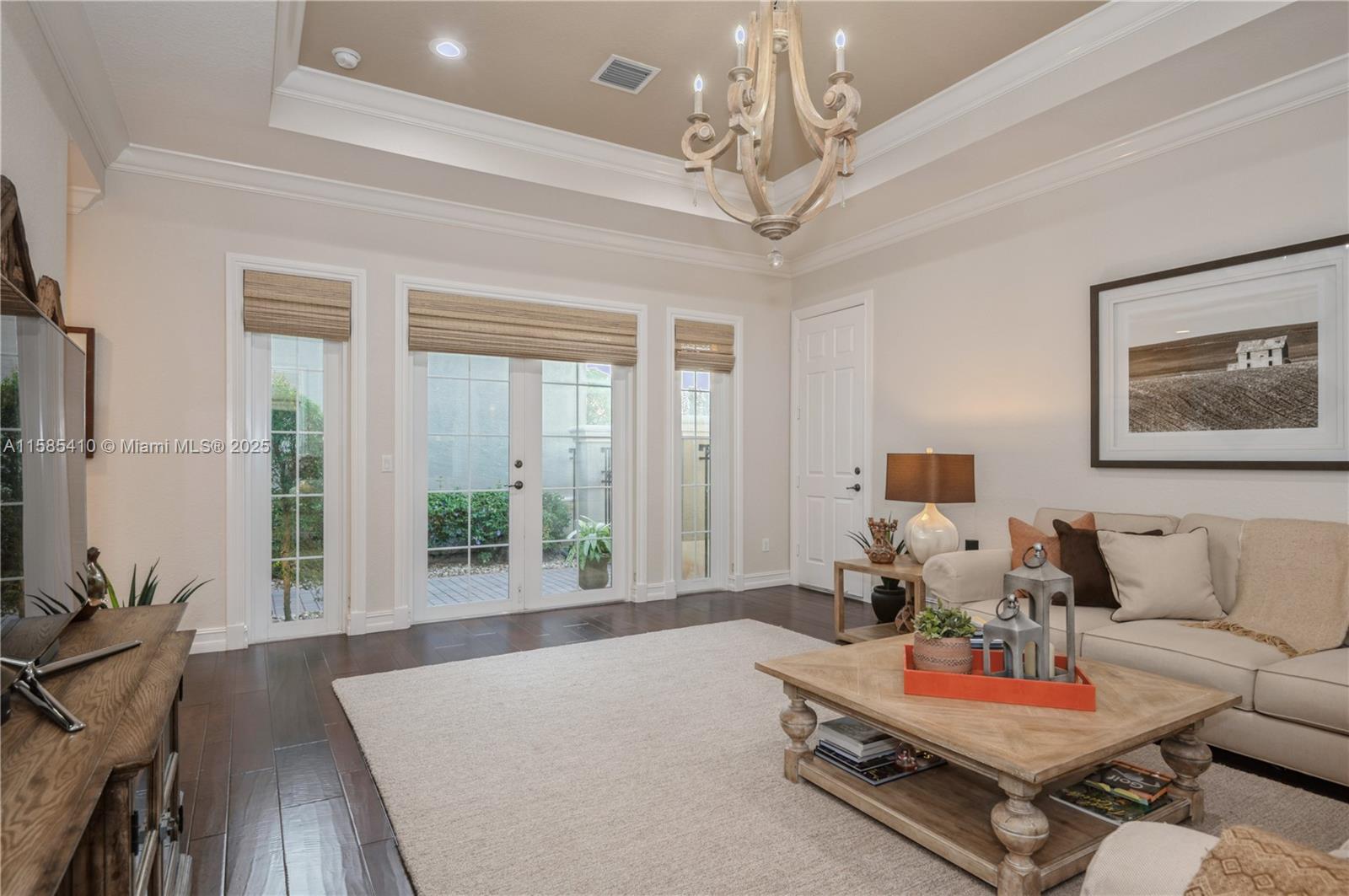 BAY HILL ESTATES - Residential