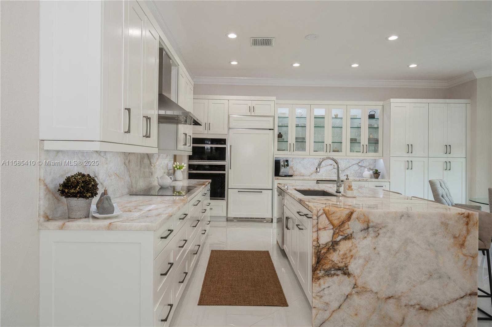 BAY HILL ESTATES - Residential