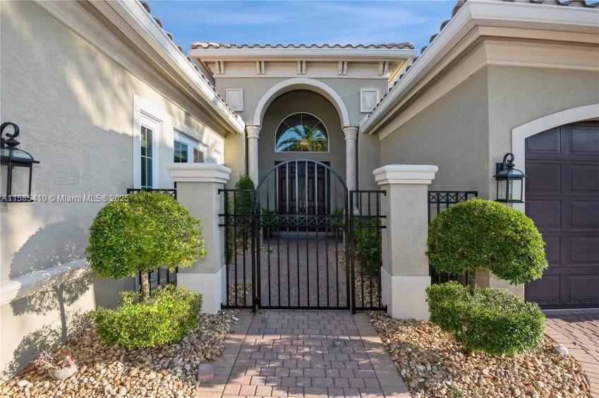 BAY HILL ESTATES - Residential