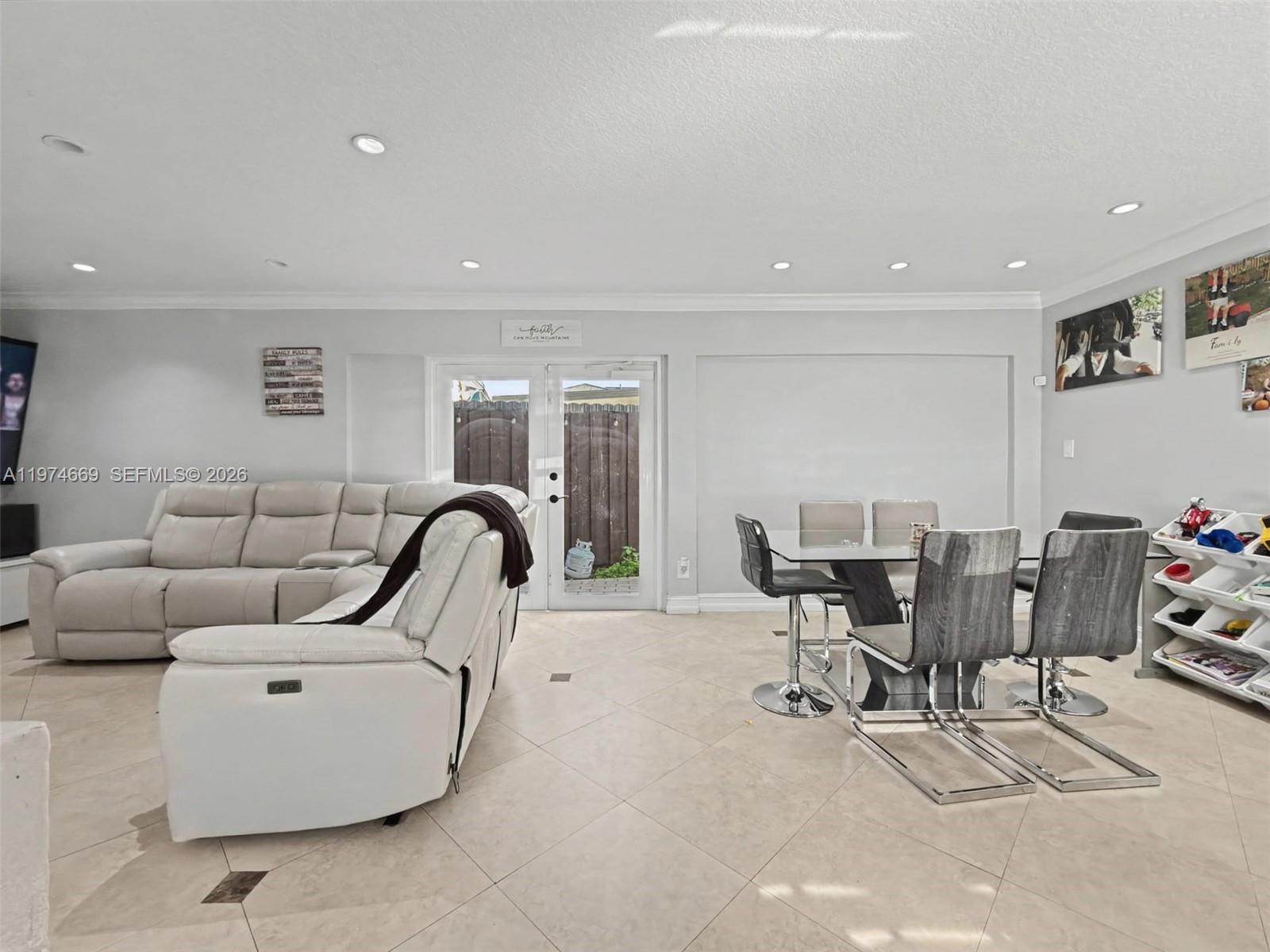 LAKE POINTE SEC 4 - Residential