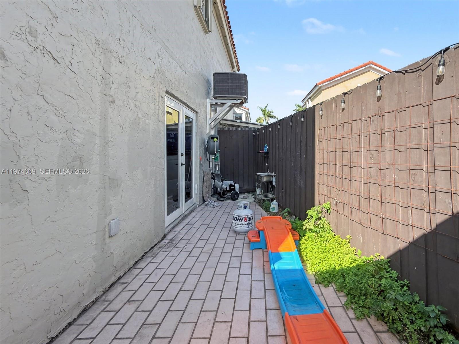 LAKE POINTE SEC 4 - Residential