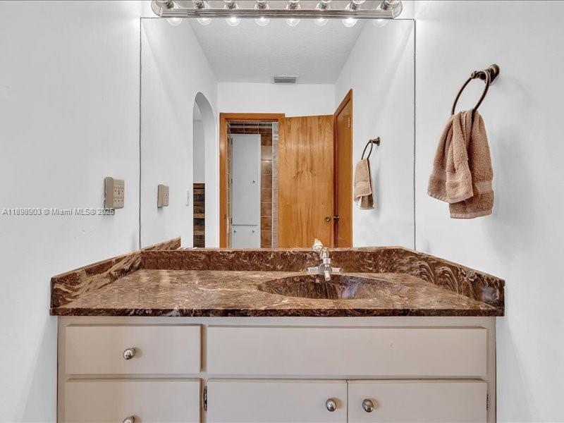 MANGO GARDENS - Residential