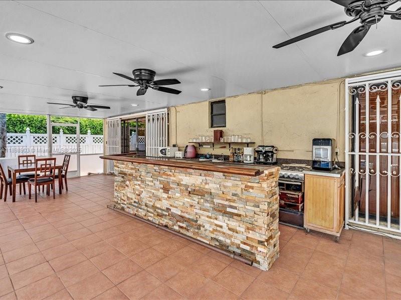 MANGO GARDENS - Residential