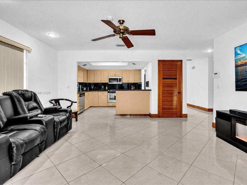 MANGO GARDENS - Residential