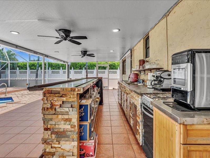 MANGO GARDENS - Residential