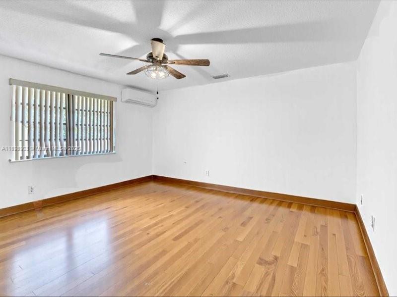 MANGO GARDENS - Residential