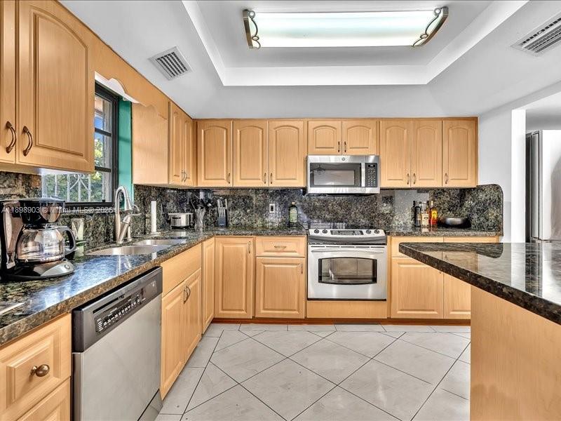 MANGO GARDENS - Residential