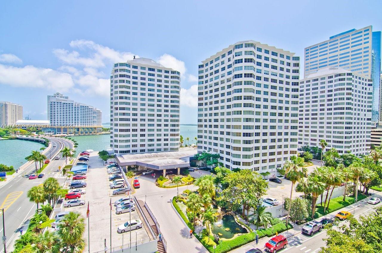 Rental Property at 825 Brickell Bay Dr 849, Miami, Broward County, Florida - Bedrooms: 1 
Bathrooms: 1  - $2,450 MO.