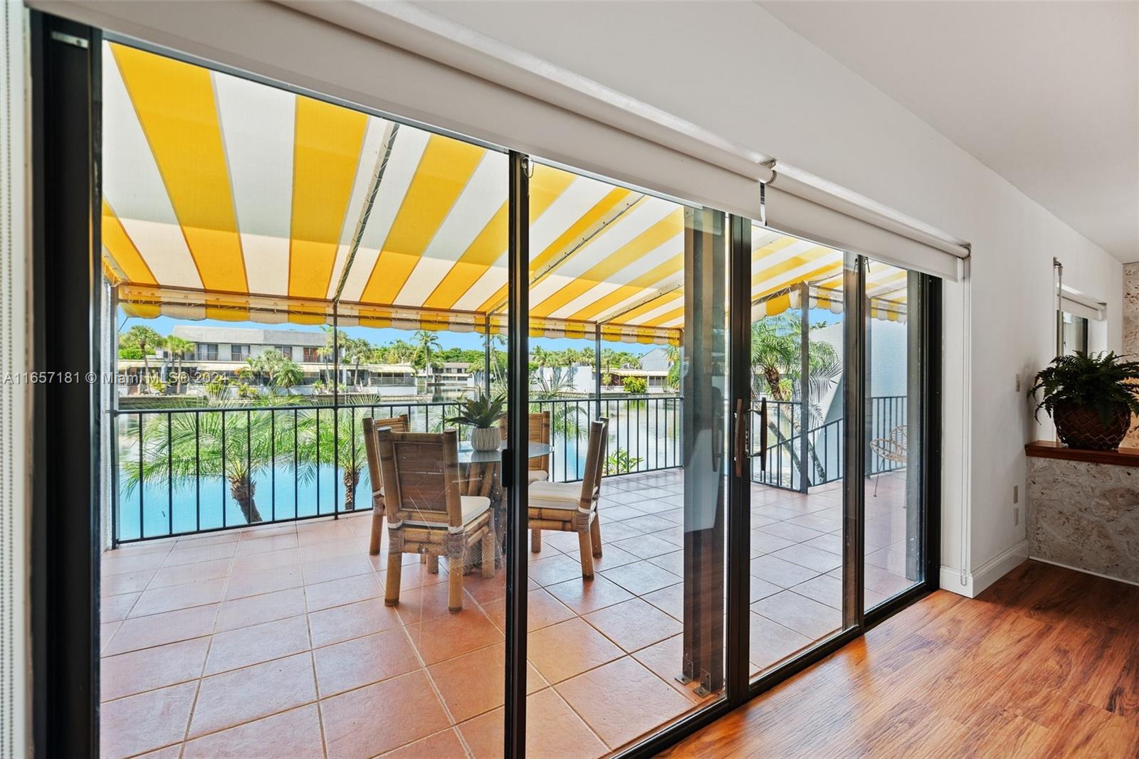 MIAMI LAKES WINDMILL GATE - Residential