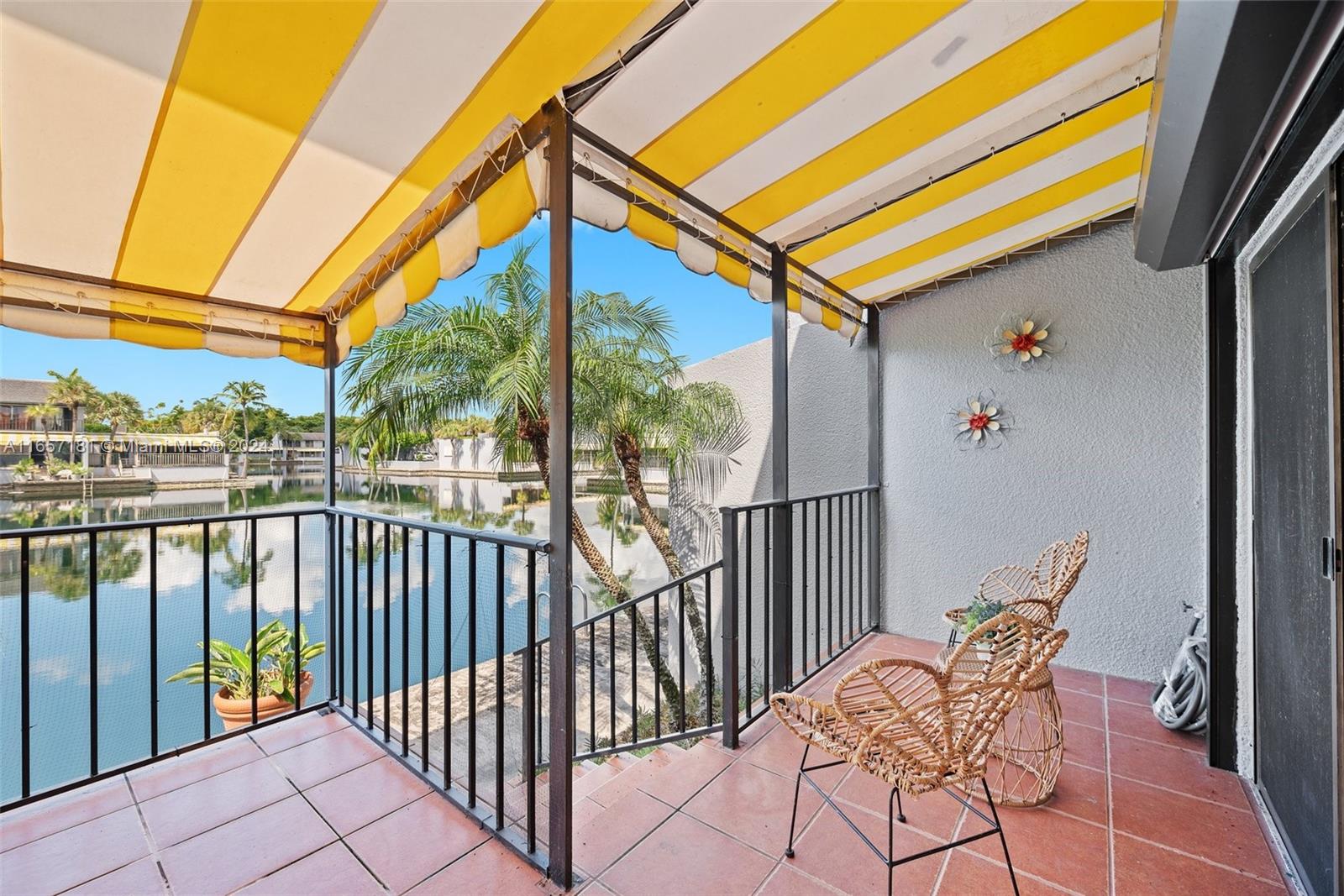MIAMI LAKES WINDMILL GATE - Residential