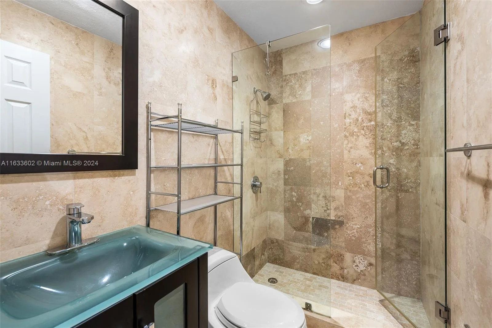 Coral Gables, Florida 33156, United States, 6 Bedrooms Bedrooms, ,6 BathroomsBathrooms,Residential,Active,49935