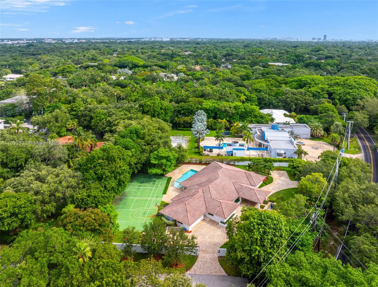 Coral Gables, Florida 33156, United States, 6 Bedrooms Bedrooms, ,6 BathroomsBathrooms,Residential,Active,49935