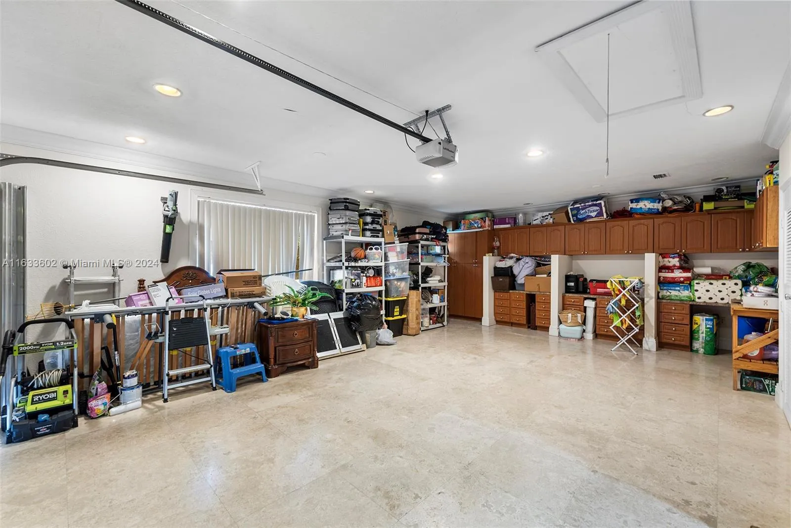 Coral Gables, Florida 33156, United States, 6 Bedrooms Bedrooms, ,6 BathroomsBathrooms,Residential,Active,49935