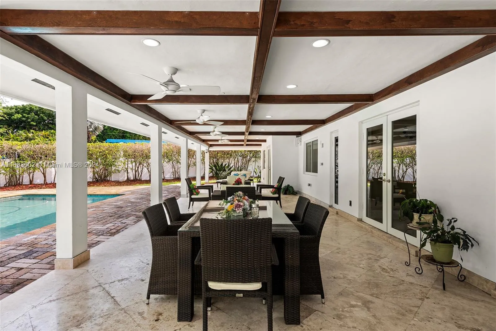 Coral Gables, Florida 33156, United States, 6 Bedrooms Bedrooms, ,6 BathroomsBathrooms,Residential,Active,49935