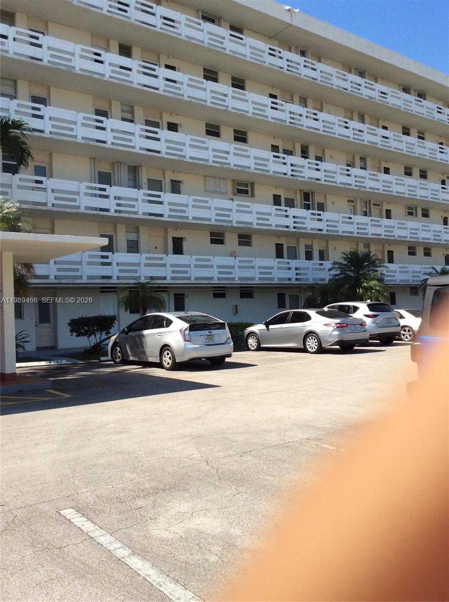 POINT EAST SEC 4 CONDO - Residential Lease