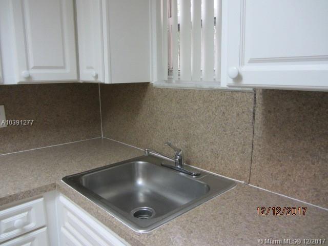 LAS VISTAS AT DORAL CONDO - Residential