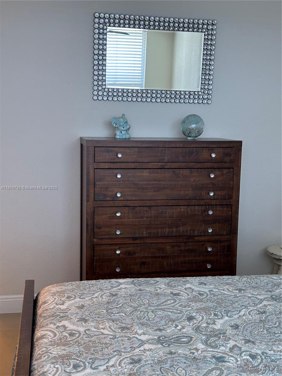 WAVE CONDO - Residential Lease