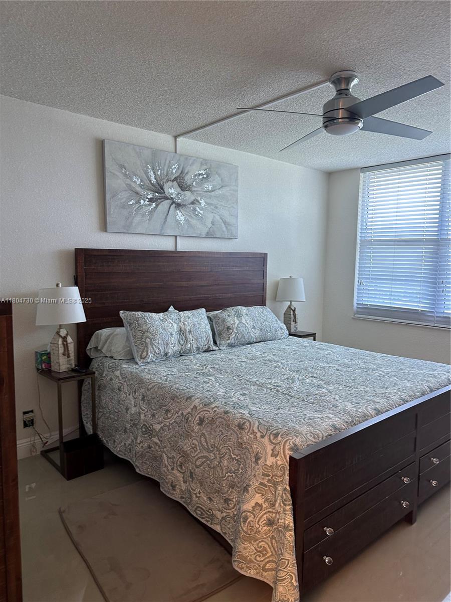 WAVE CONDO - Residential Lease