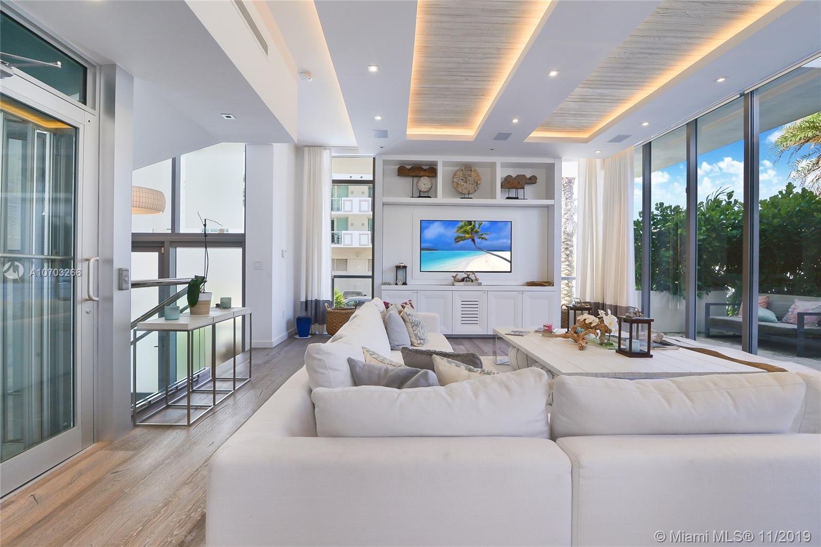 OCEAN SEVEN CONOMINIUMS - Residential