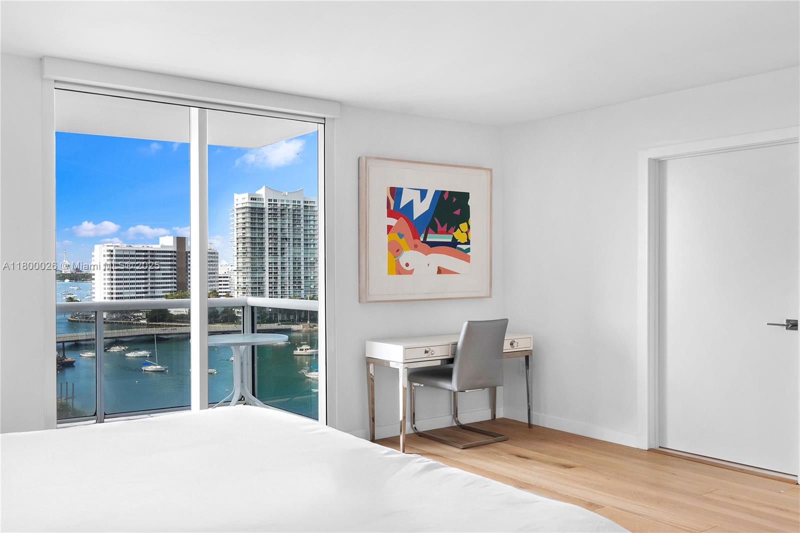 SUNSET HARBOUR SOUTH COND - Residential